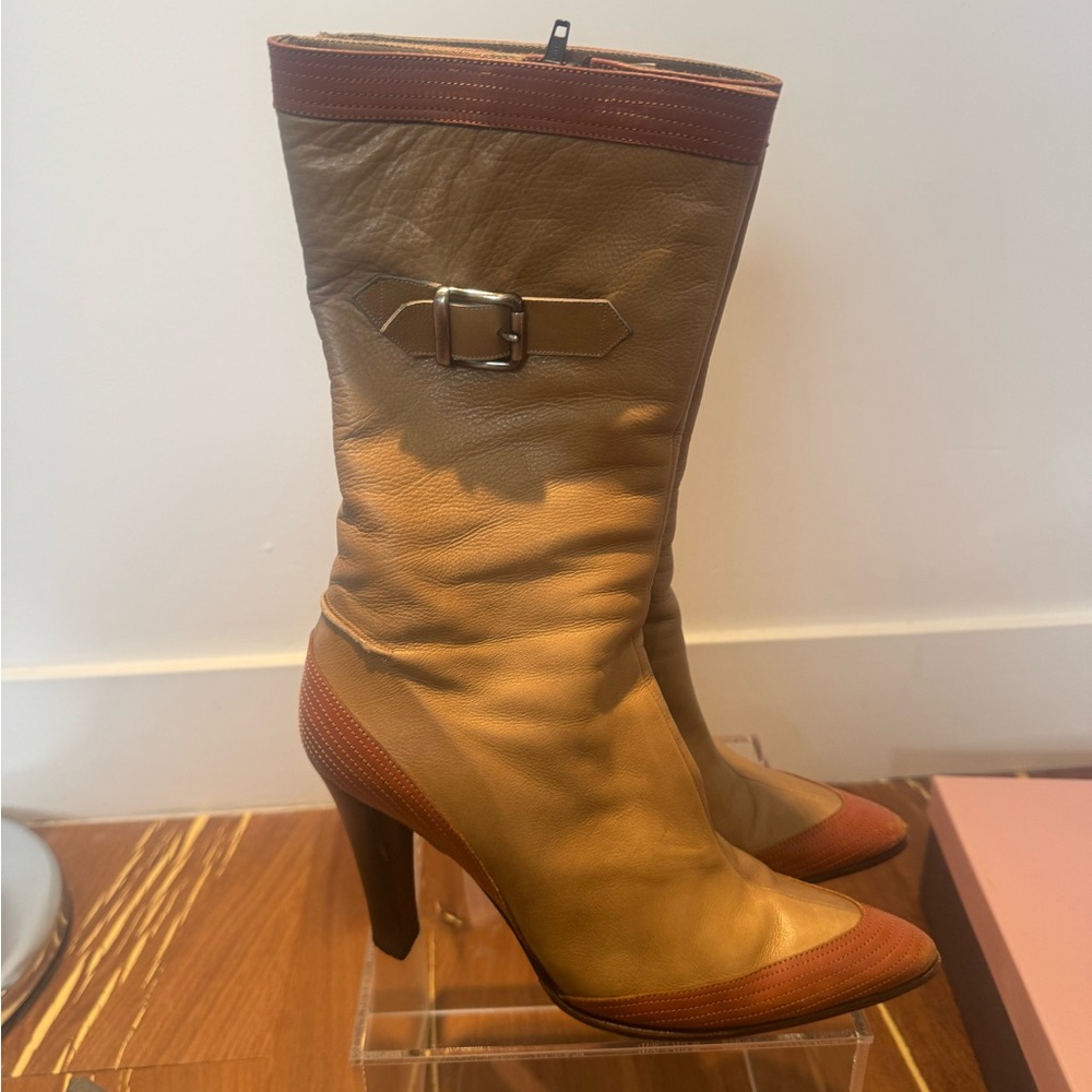 Mima two-tone buckle boots. Size 40. (US 10 approx) 
Made in Italy.
